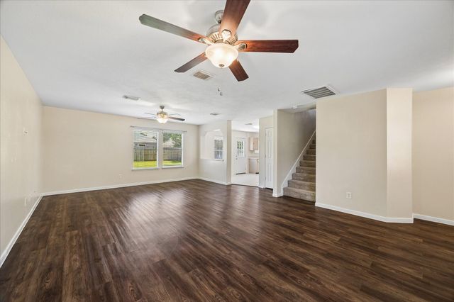 21914 Willow Downs Drive, Tomball, TX 77375