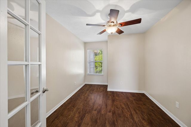 21914 Willow Downs Drive, Tomball, TX 77375