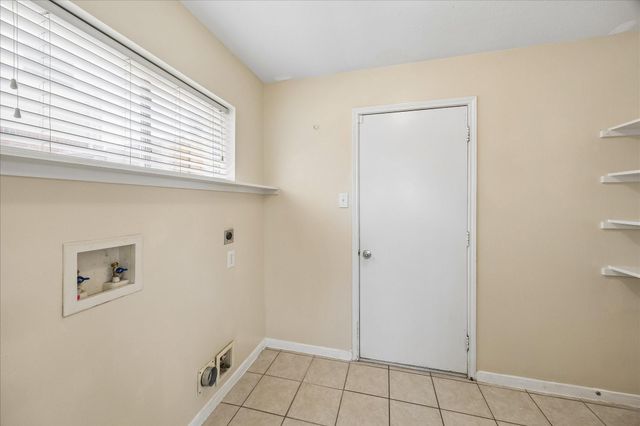 21914 Willow Downs Drive, Tomball, TX 77375