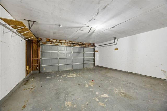 21914 Willow Downs Drive, Tomball, TX 77375