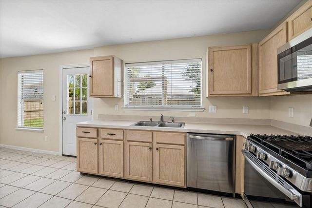 21914 Willow Downs Drive, Tomball, TX 77375