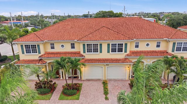 556 Marbella Circle, North Palm Beach, FL 33403