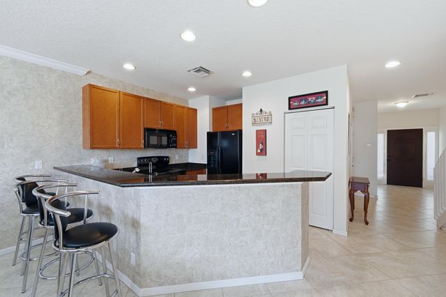 556 Marbella Circle, North Palm Beach, FL 33403