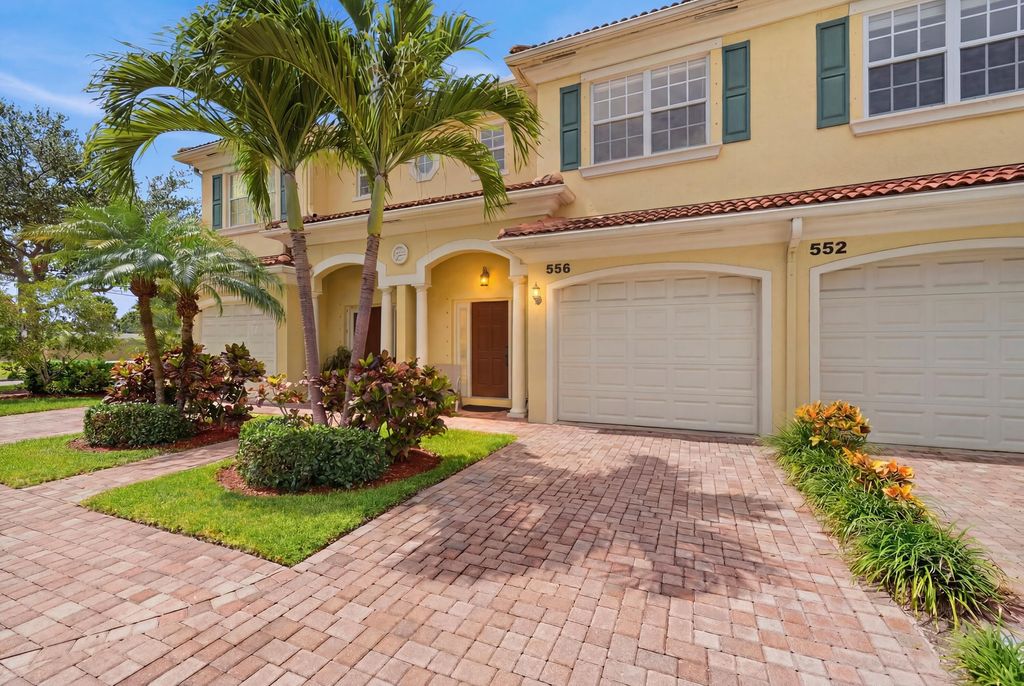 556 Marbella Circle, North Palm Beach, FL 33403