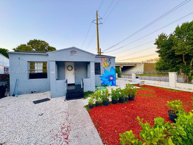 301 NW 37th Street, Miami, FL 33127
