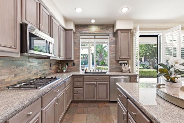 590 Havenwood Ct, Tracy, CA 95377