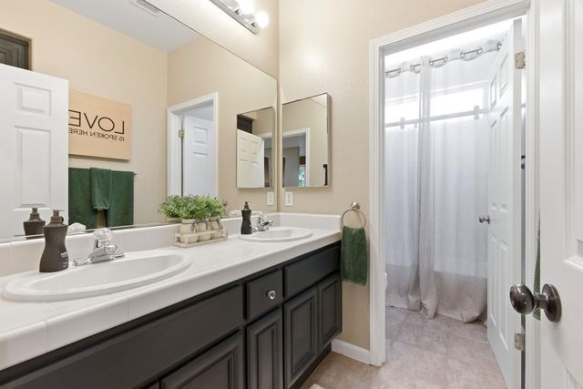 590 Havenwood Ct, Tracy, CA 95377