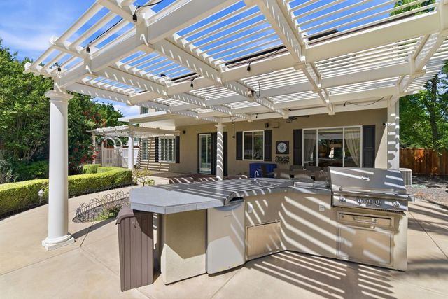 590 Havenwood Ct, Tracy, CA 95377