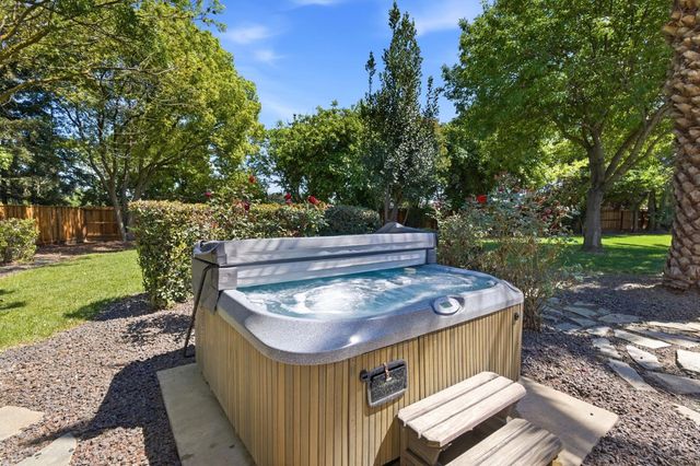 590 Havenwood Ct, Tracy, CA 95377