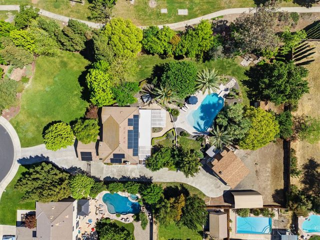 590 Havenwood Ct, Tracy, CA 95377