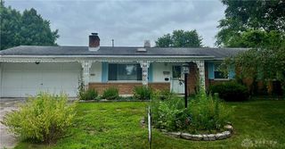1294 Rona Parkway Drive, Fairborn, OH 45324