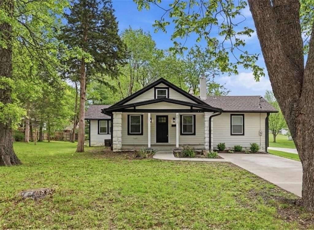 6017 Mastin Street, Merriam, KS 66203