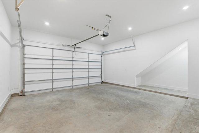 741 S Carroll Street, La Porte, TX 77571