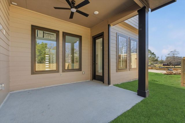 741 S Carroll Street, La Porte, TX 77571