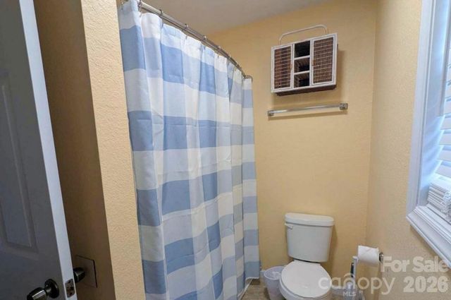 145 Lincoln Park Road J, Burnsville, NC 28714