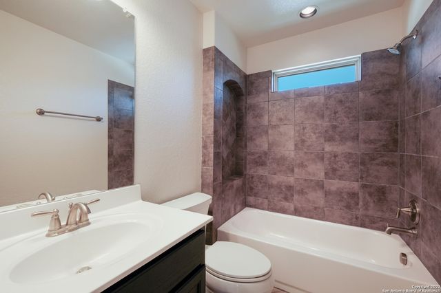 11723 Bricewood Heights, San Antonio, TX 78254