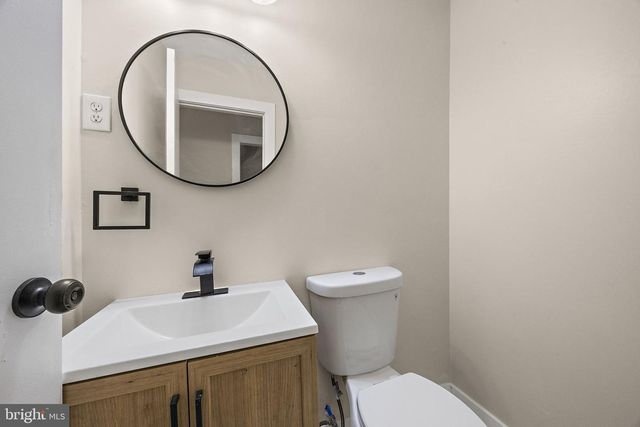 33 BACK RD, Newport, NJ 08345