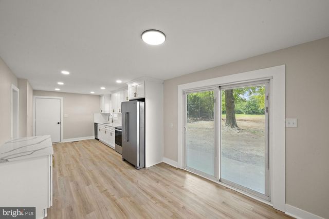 33 BACK RD, Newport, NJ 08345