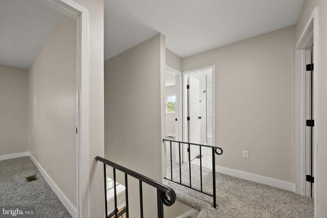 33 BACK RD, Newport, NJ 08345