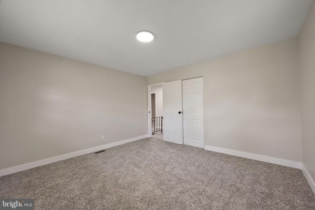 33 BACK RD, Newport, NJ 08345