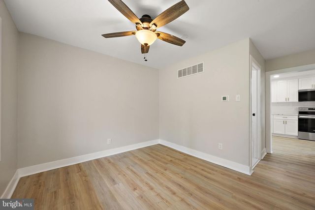 33 BACK RD, Newport, NJ 08345