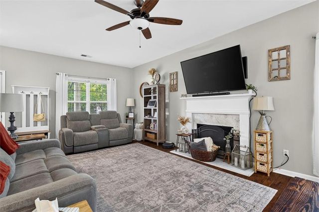 251 Wentworth Drive, Canton, GA 30114