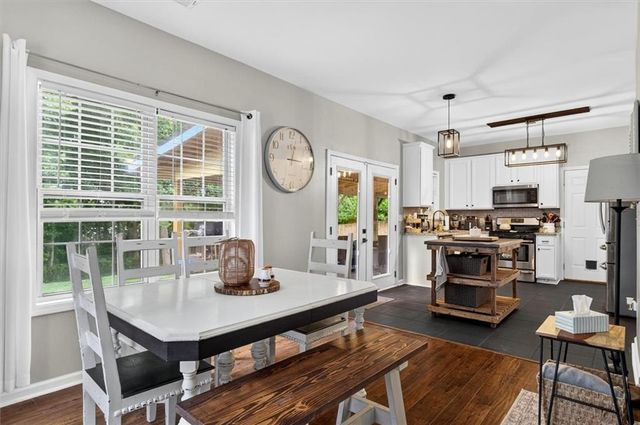 251 Wentworth Drive, Canton, GA 30114