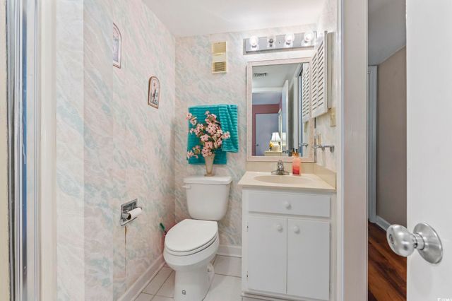 6108 N Ocean Blvd Unit 704, North Myrtle Beach, SC 29582