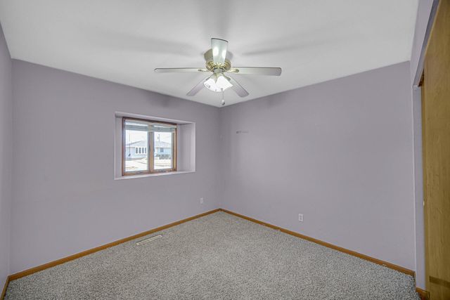 9410 Farmer Drive, Highland, IN 46322