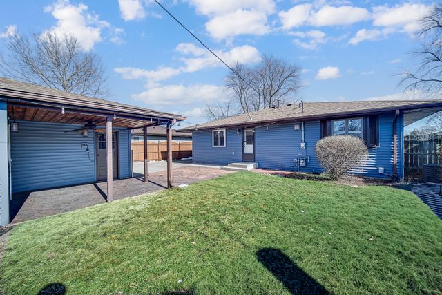 9410 Farmer Drive, Highland, IN 46322