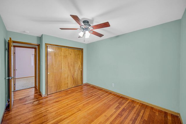 9410 Farmer Drive, Highland, IN 46322