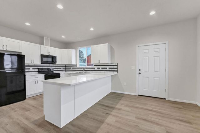 4301 N Torrez Ln, Spokane, WA 99212
