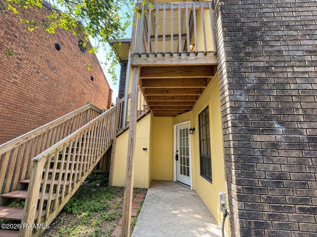 111 Shekel Drive C, Lafayette, LA 70508