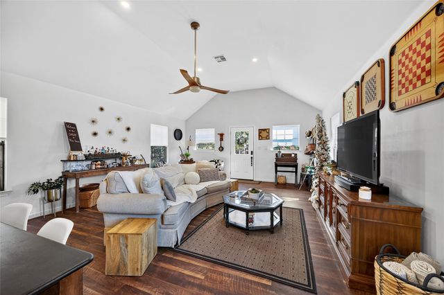 172 Private Road 1385, Morgan, TX 76671