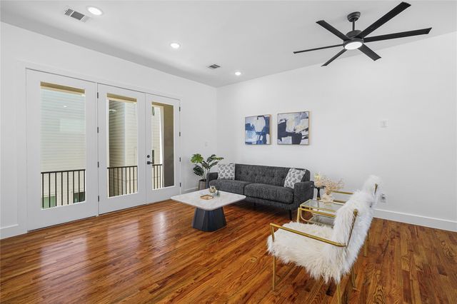 3407 Baer Street, Houston, TX 77020