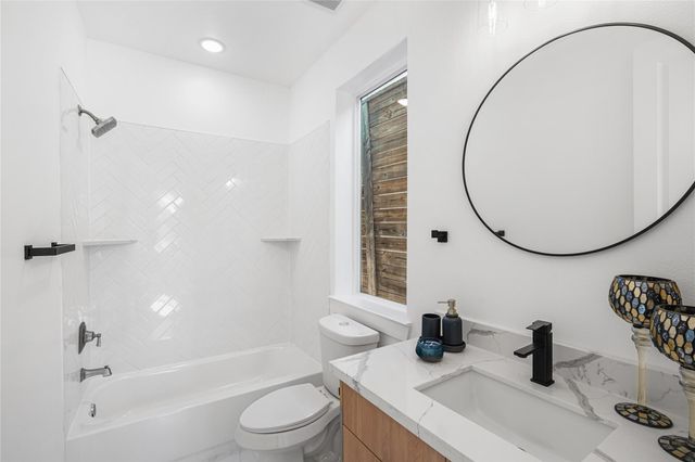 3407 Baer Street, Houston, TX 77020