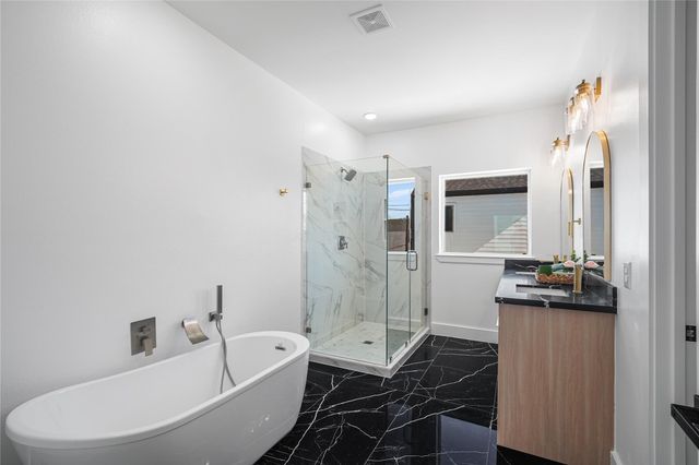 3407 Baer Street, Houston, TX 77020