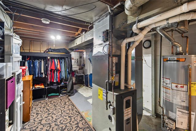 3116 Twana Drive, Des Moines, IA 50310