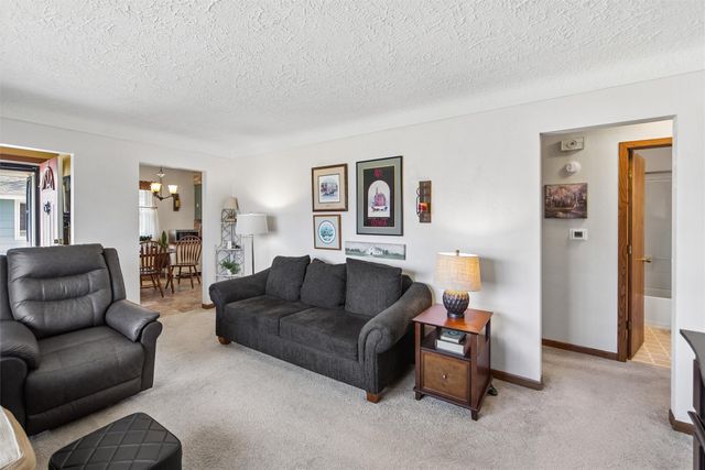 3116 Twana Drive, Des Moines, IA 50310