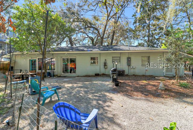10 Myrtle Island Rd, Bluffton, SC 29910