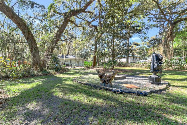 10 Myrtle Island Rd, Bluffton, SC 29910
