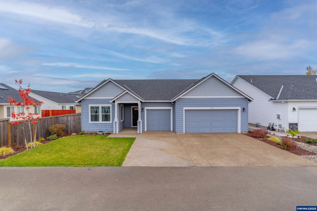 855 8th St, Gervais, OR 97026