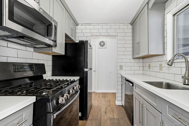 500 Commons Way E, Fishkill, NY 12524