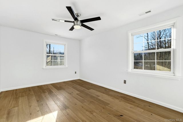 500 Commons Way E, Fishkill, NY 12524