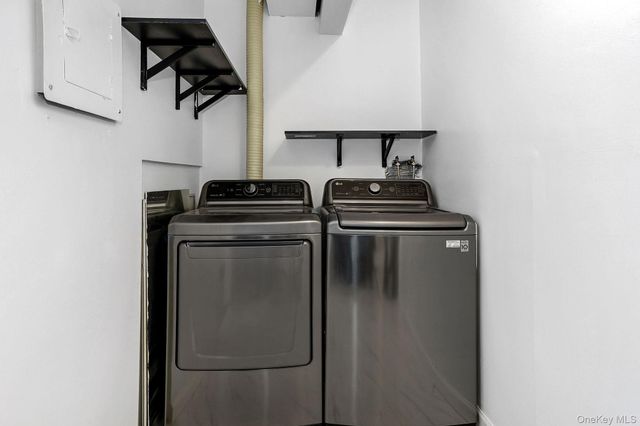 500 Commons Way E, Fishkill, NY 12524