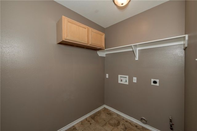 304 Copper Falls Drive, Bryan, TX 77803