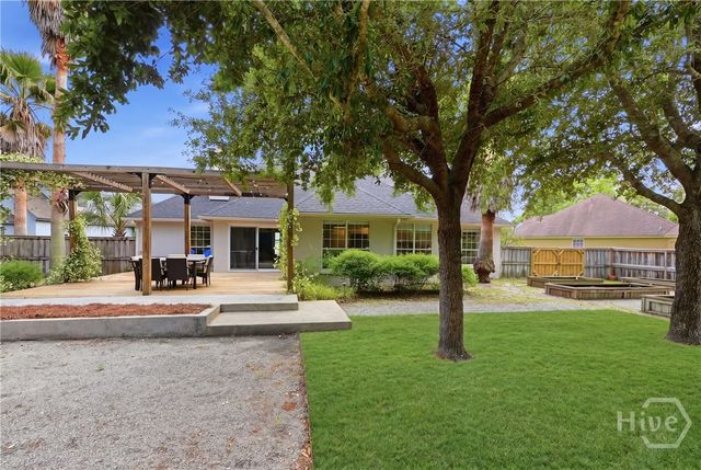 124 Summer Winds Drive, Savannah, GA 31410
