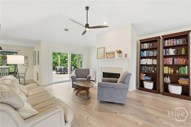 124 Summer Winds Drive, Savannah, GA 31410