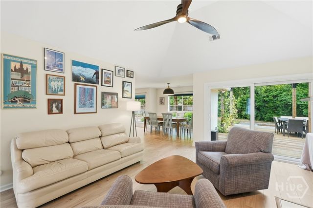 124 Summer Winds Drive, Savannah, GA 31410