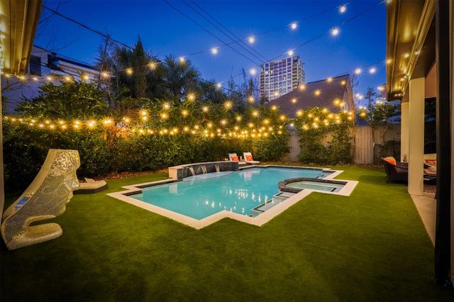 5042 Cedar Creek Drive, Houston, TX 77056